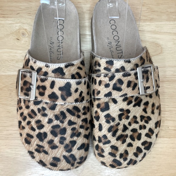 Coconuts by Matisse Zella Mule Clogs - Picture 8 of 11